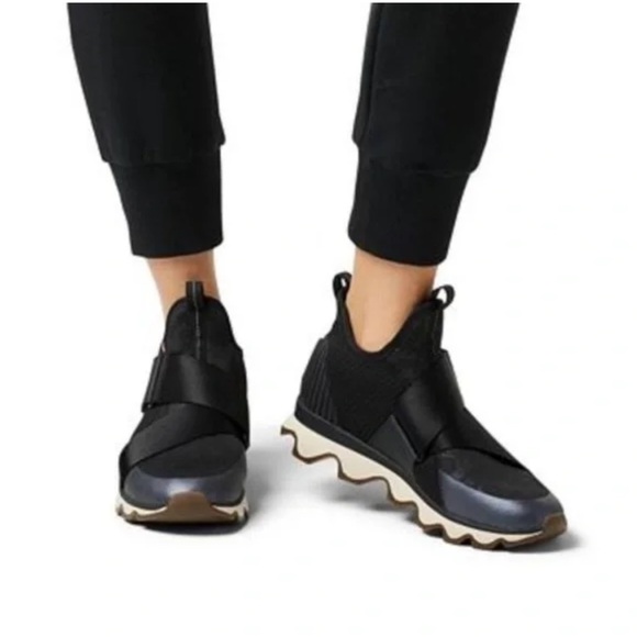 SOREL Kinetic Strap Shoes Black White Size 10 - Picture 1 of 10